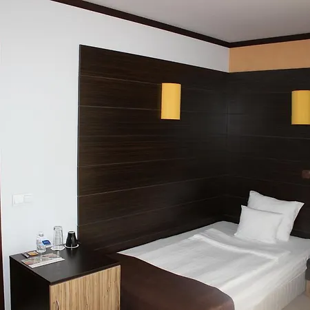 Hotel Dream 3*